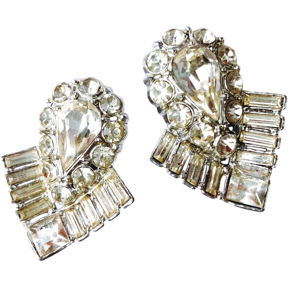 Mid Century Clear Rhinestone Clip On Earrings Unique Fan Shape Clear Glass 1950s